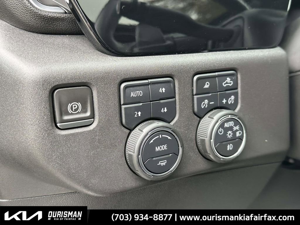 Used 2023 Chevrolet Silverado 1500 LTZ w/ LTZ Premium Package image 12