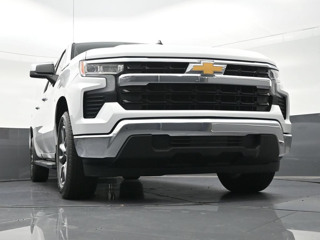 Used 2024 Chevrolet Silverado 1500 LT RWD image 29