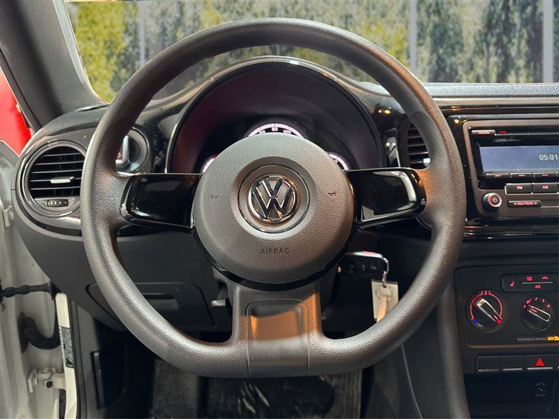 Used 2015 Volkswagen Beetle 1.8T image 16