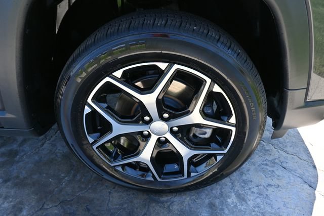 Used 2024 Jeep Compass Limited AWD/4WD image 11