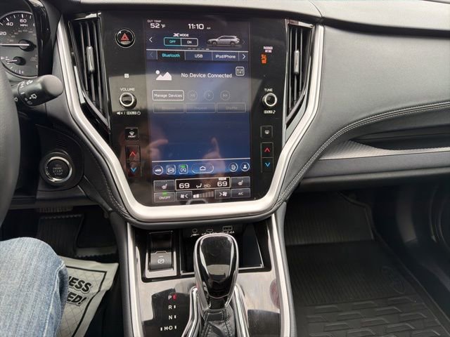 Used 2024 Subaru Outback Premium image 24