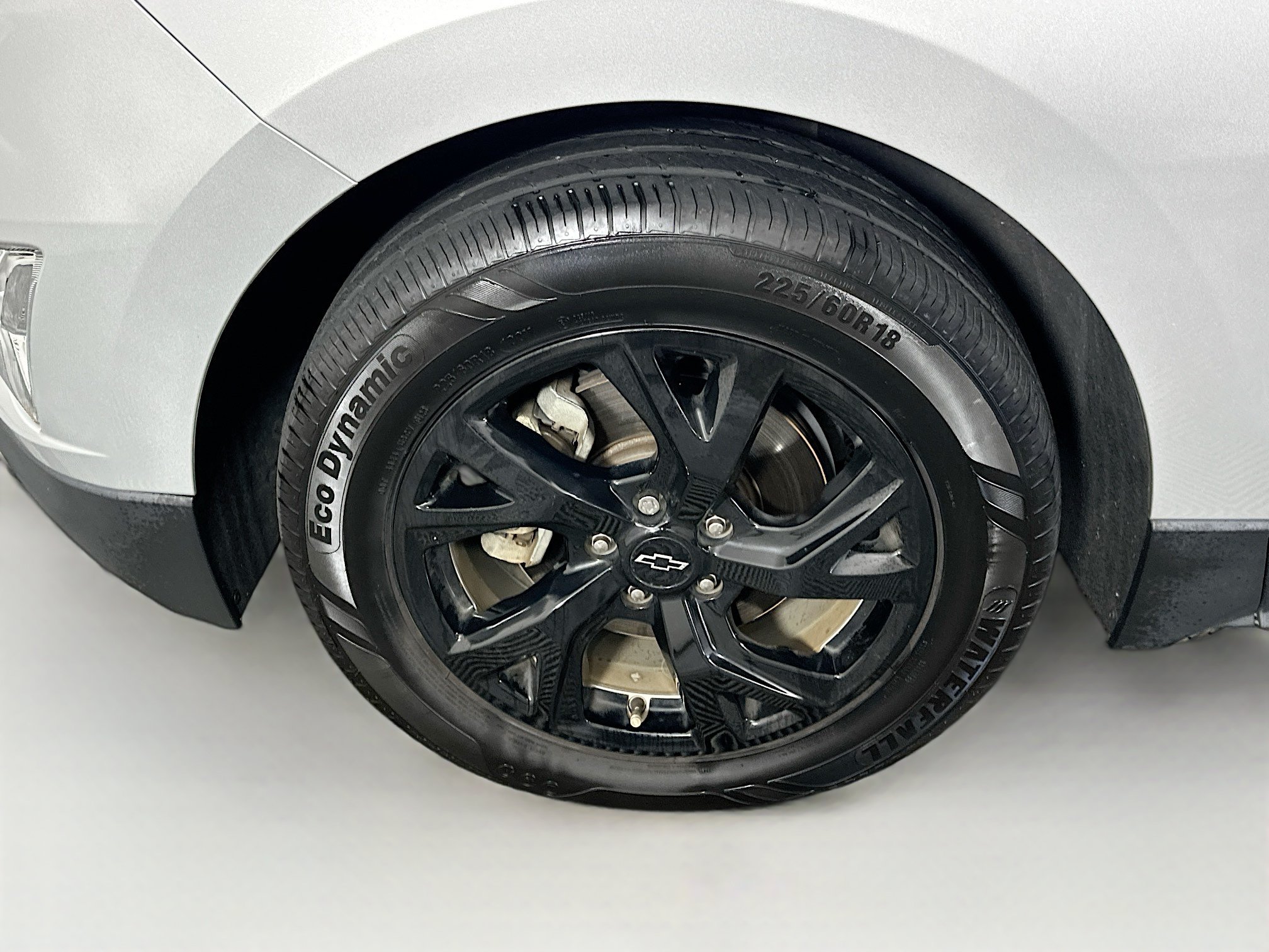 Used 2020 Chevrolet Equinox LT FWD image 11