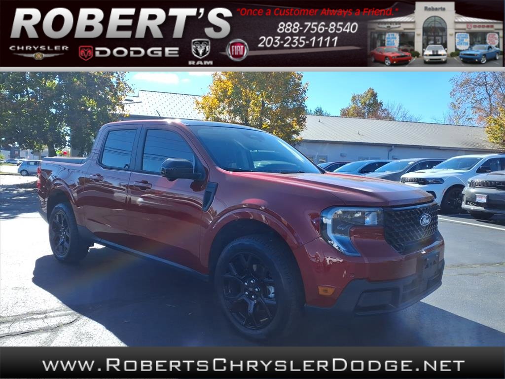 Used 2025 Ford Maverick Lariat w/ Black Appearance Package