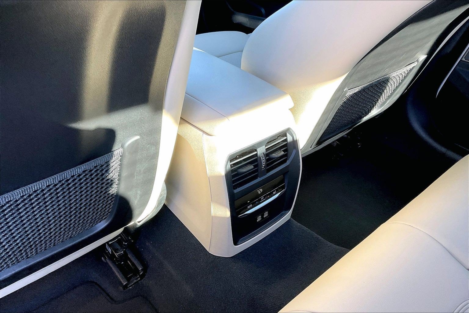 Used 2023 BMW M340i xDrive image 10