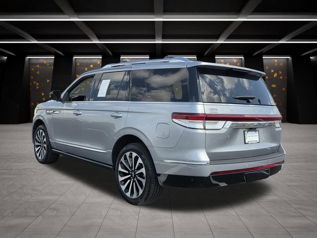 Used 2024 Lincoln Navigator Reserve image 6
