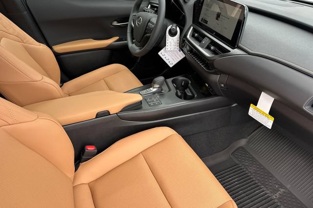 New 2026 Lexus UX 300h AWD image 14