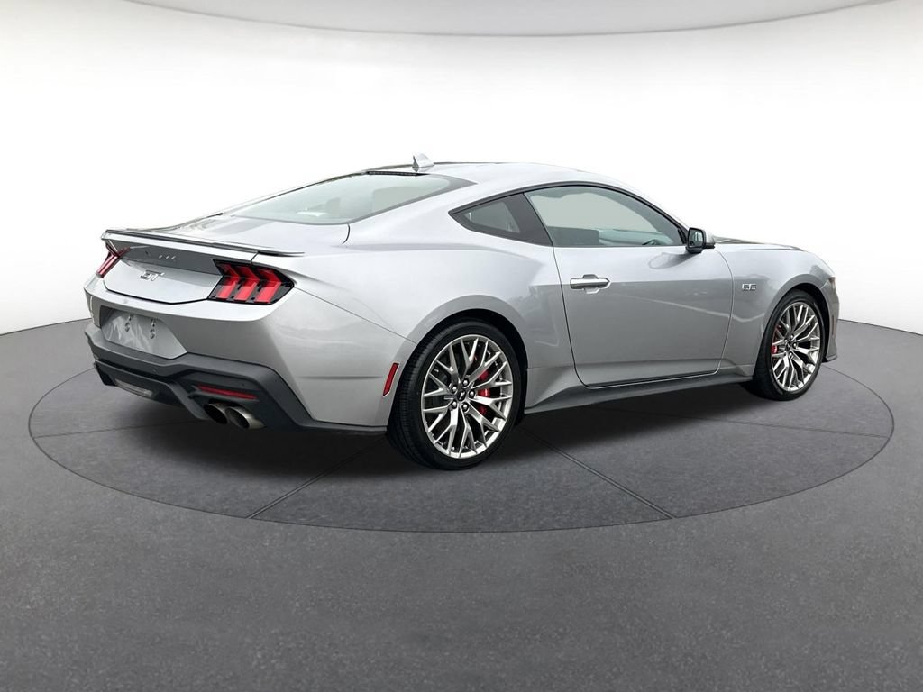 Used 2024 Ford Mustang GT Premium RWD image 6