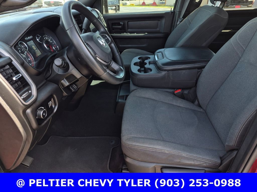 Used 2024 RAM 2500 Tradesman w/ Chrome Appearance Group image 31