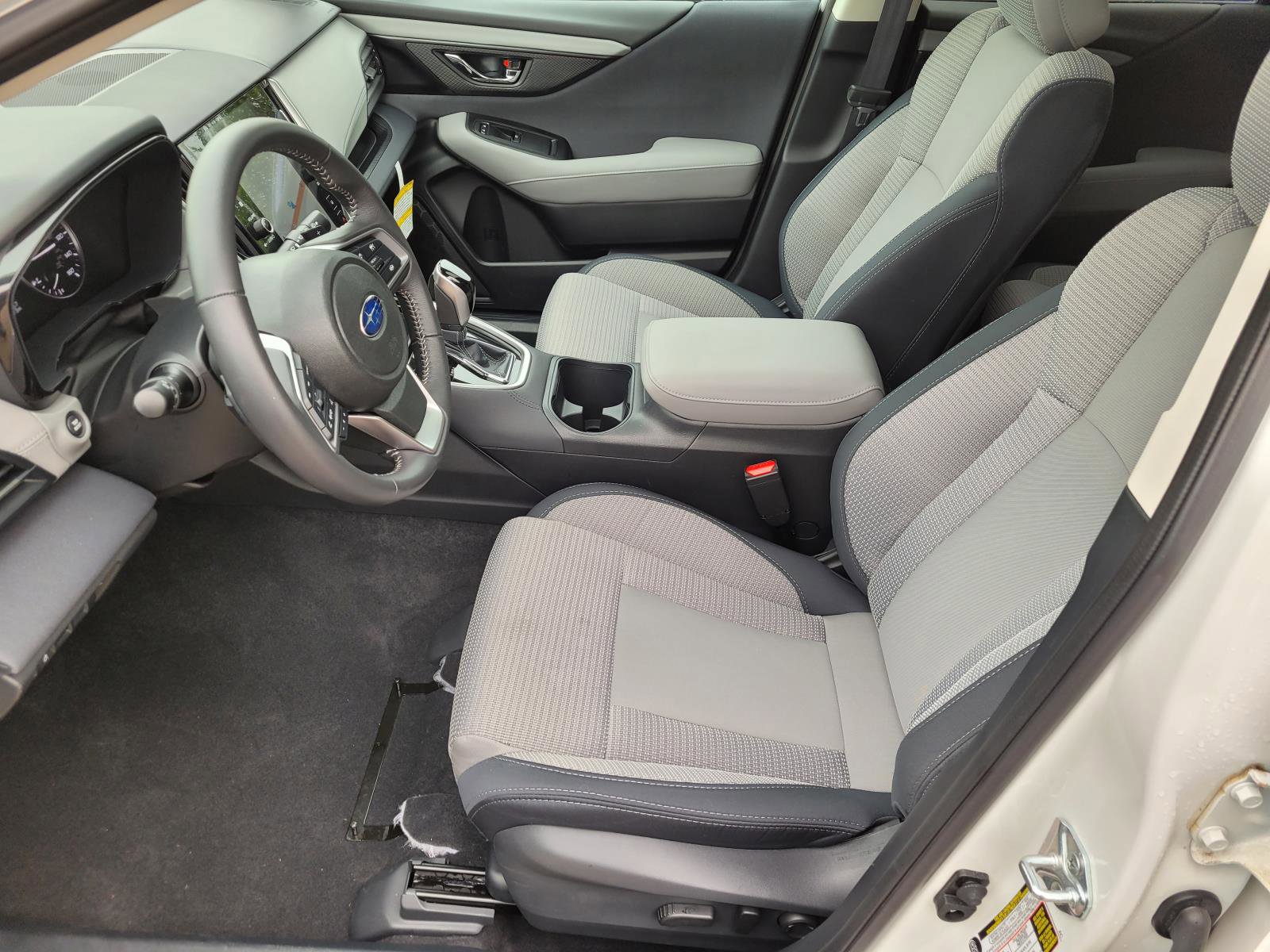 Certified 2025 Subaru Outback Premium image 3