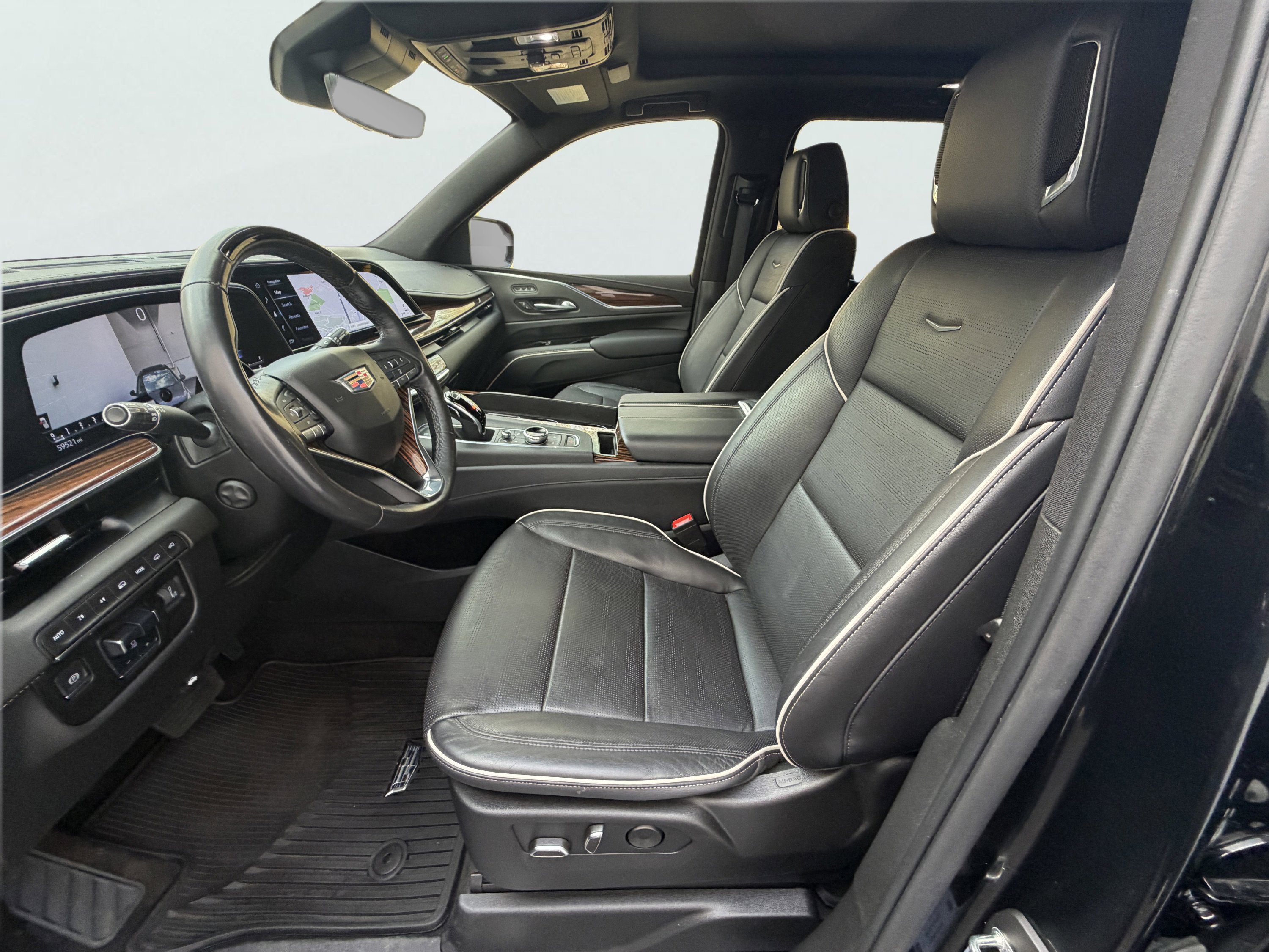 Used 2022 Cadillac Escalade ESV Premium Luxury w/ Performance Package AWD/4WD image 13