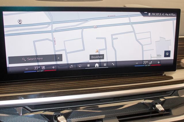 Used 2025 BMW X5 xDrive50e image 32