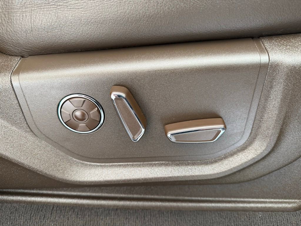 Used 2020 Ford F350 King Ranch w/ King Ranch Ultimate Package image 16