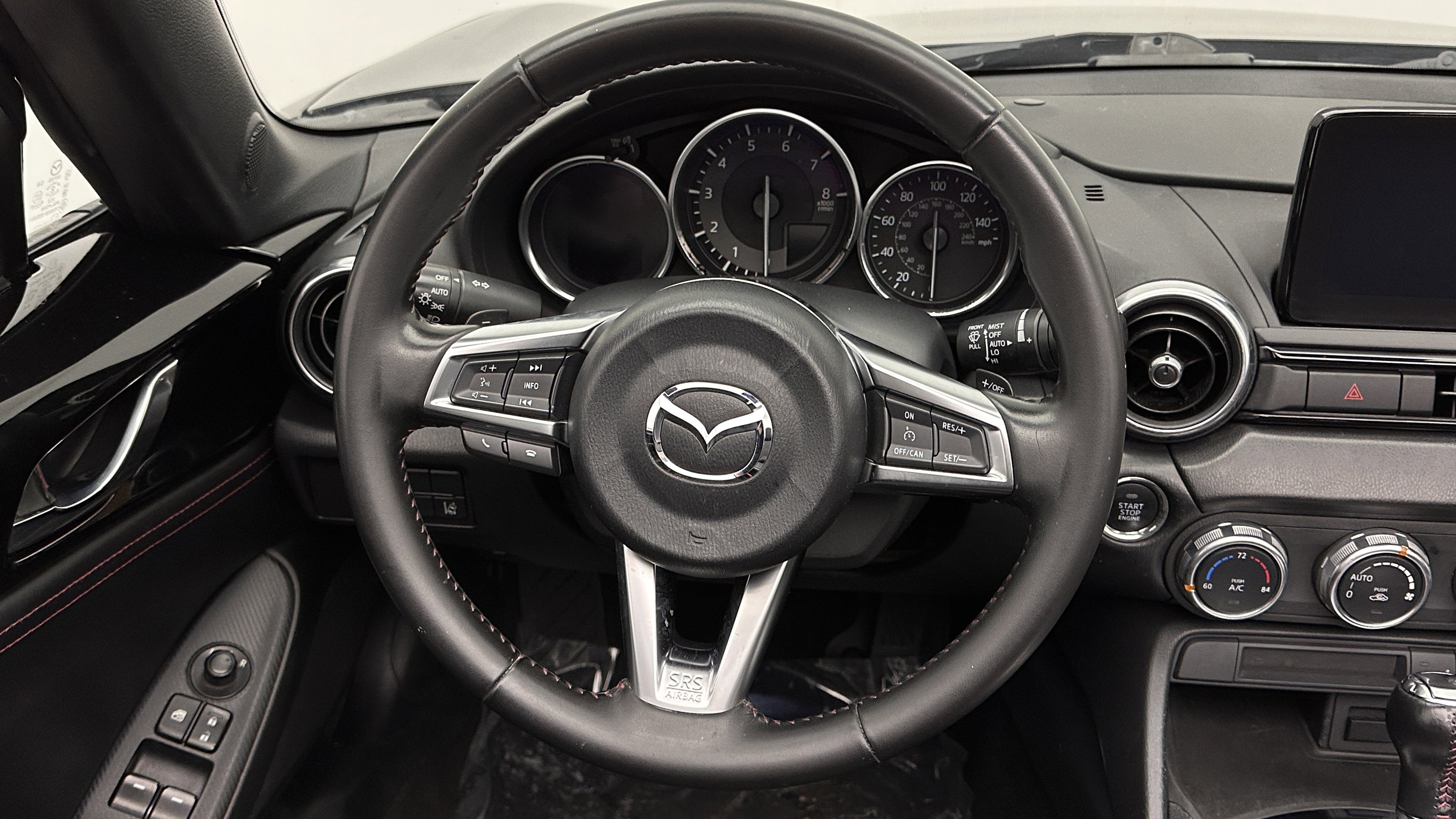 Used 2018 MAZDA MX-5 Miata Grand Touring image 25