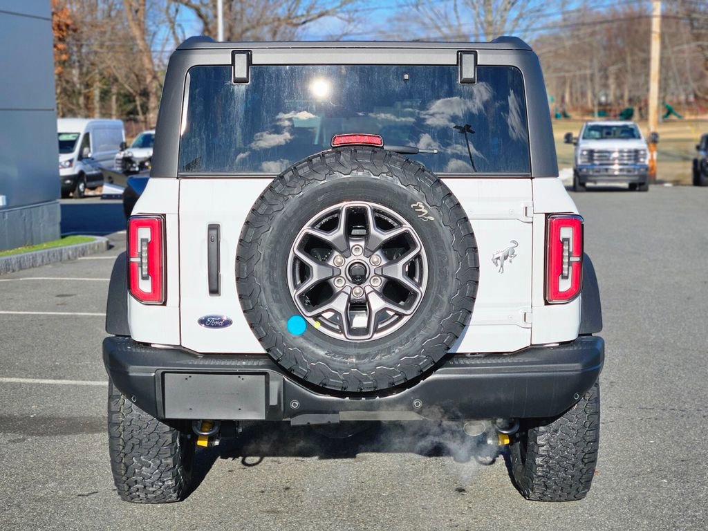 New 2025 Ford Bronco Badlands image 4