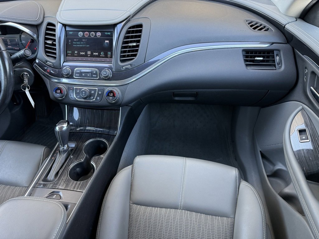 Used 2017 Chevrolet Impala LT image 11