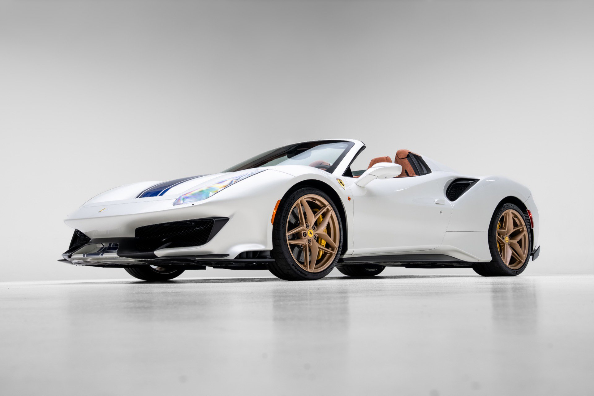 Used 2020 Ferrari 488 Pista image 9
