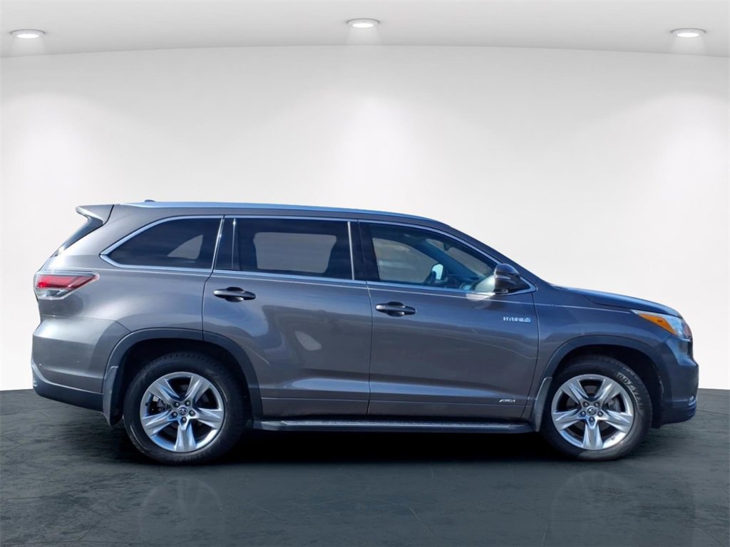 Used 2016 Toyota Highlander Limited image 5