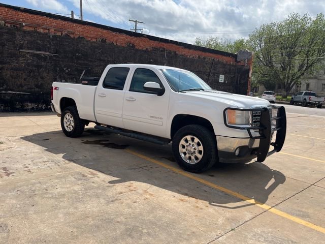 Used 2013 GMC Sierra 2500 SLT w/ Entertainment Package AWD/4WD image 7