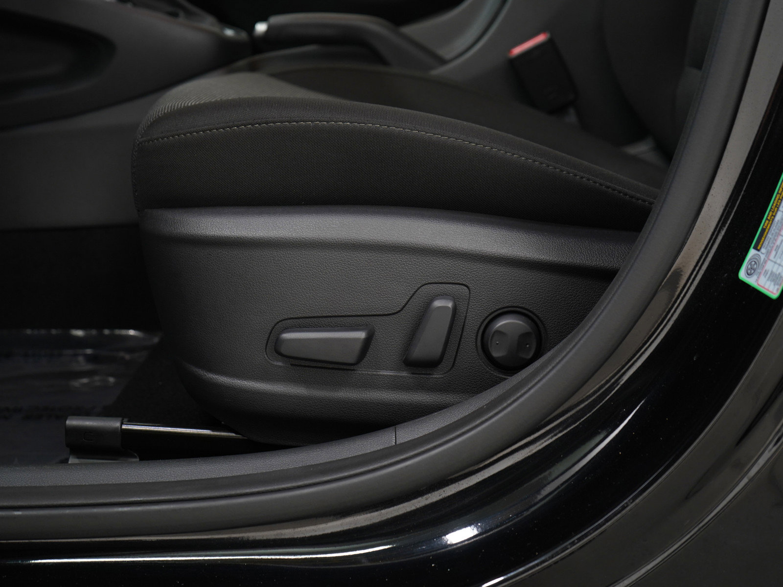 Used 2023 Hyundai Kona SEL w/ Cargo Package image 21