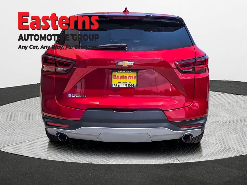 Used 2024 Chevrolet Blazer LT w/ Driver Confidence Package image 9