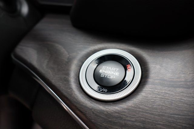 New 2025 Jeep Grand Cherokee Overland w/ Adv Protech Group III image 19