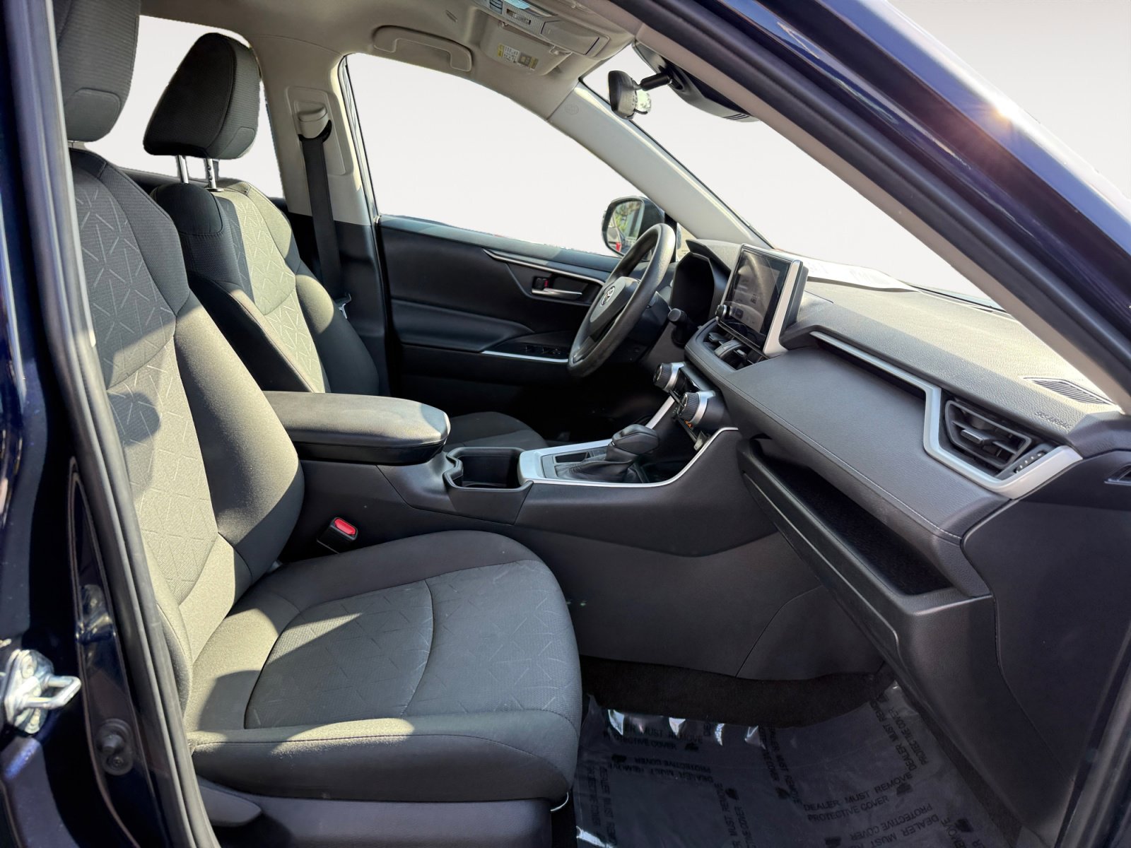 Used 2023 Toyota RAV4 XLE image 19