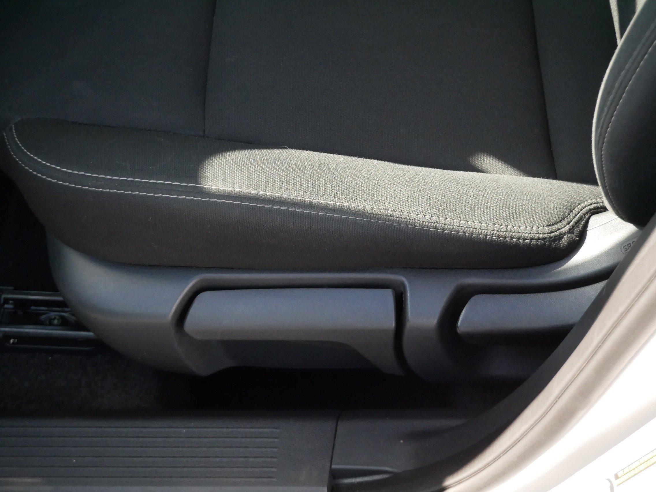 Used 2024 Nissan Rogue S image 20