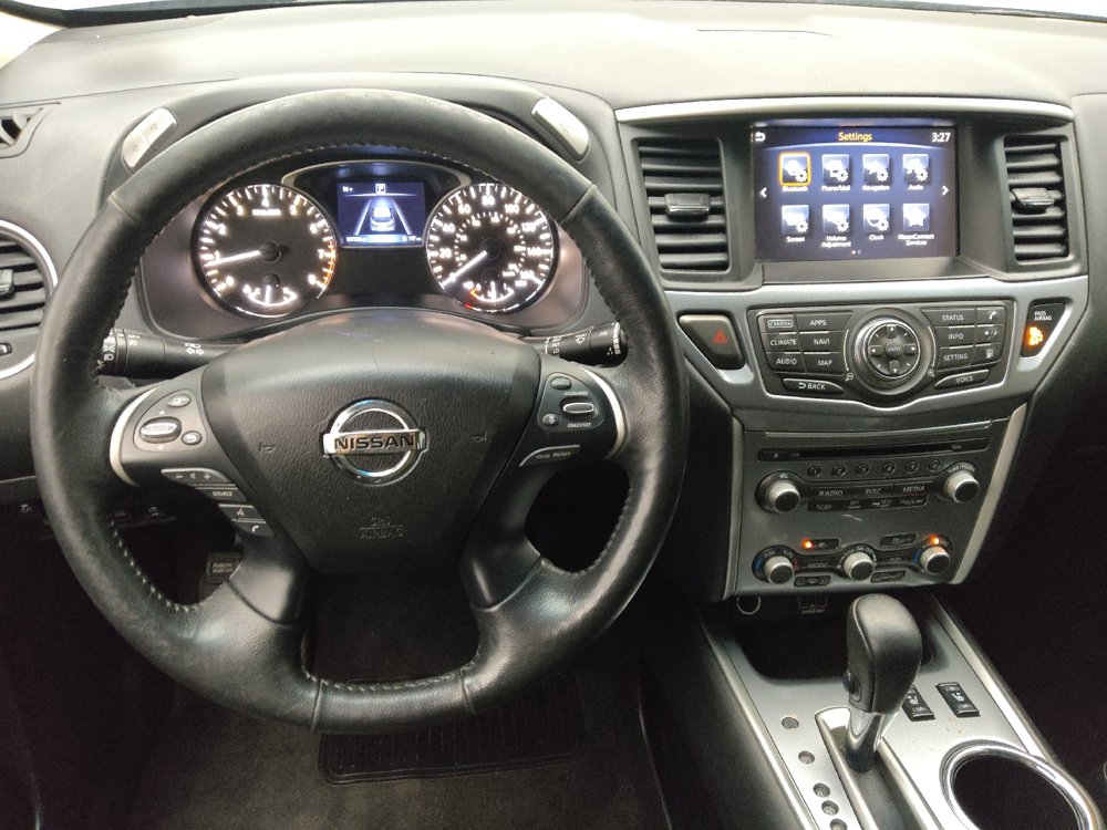 Used 2019 Nissan Pathfinder SL FWD image 22