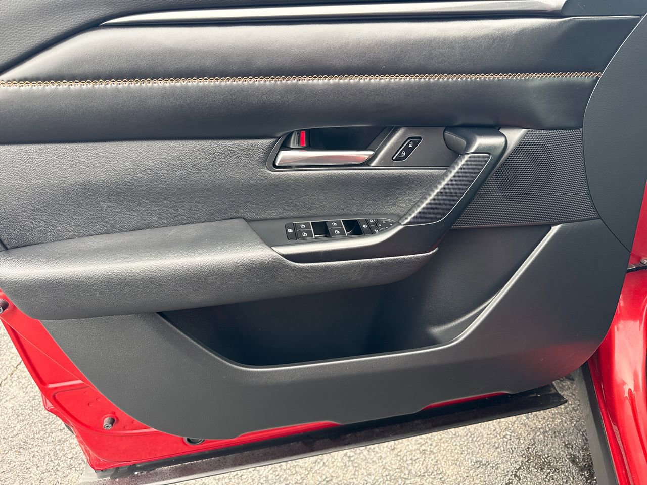 Used 2025 MAZDA CX-50 AWD 2.5 S w/ Premium Plus Pkg image 15