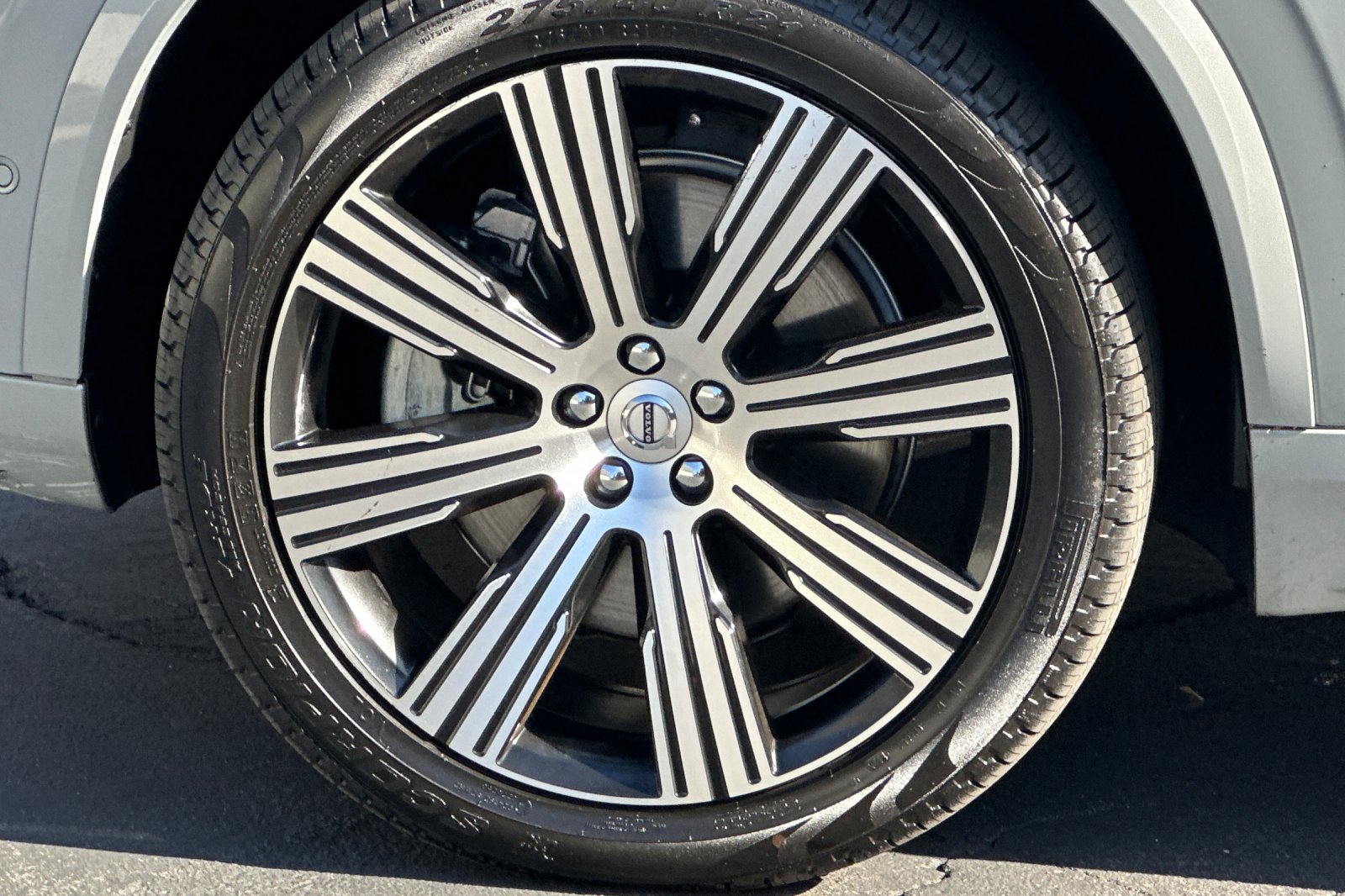 Certified 2024 Volvo XC90 T8 Plus w/ Protection Package Premier AWD/4WD image 36