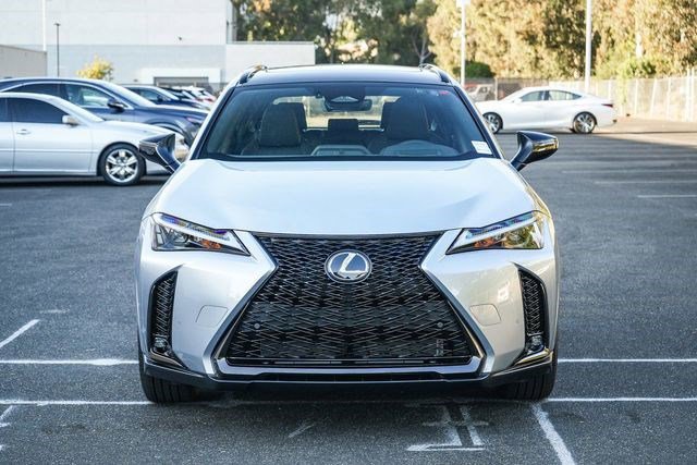 New 2026 Lexus UX 300h AWD image 2
