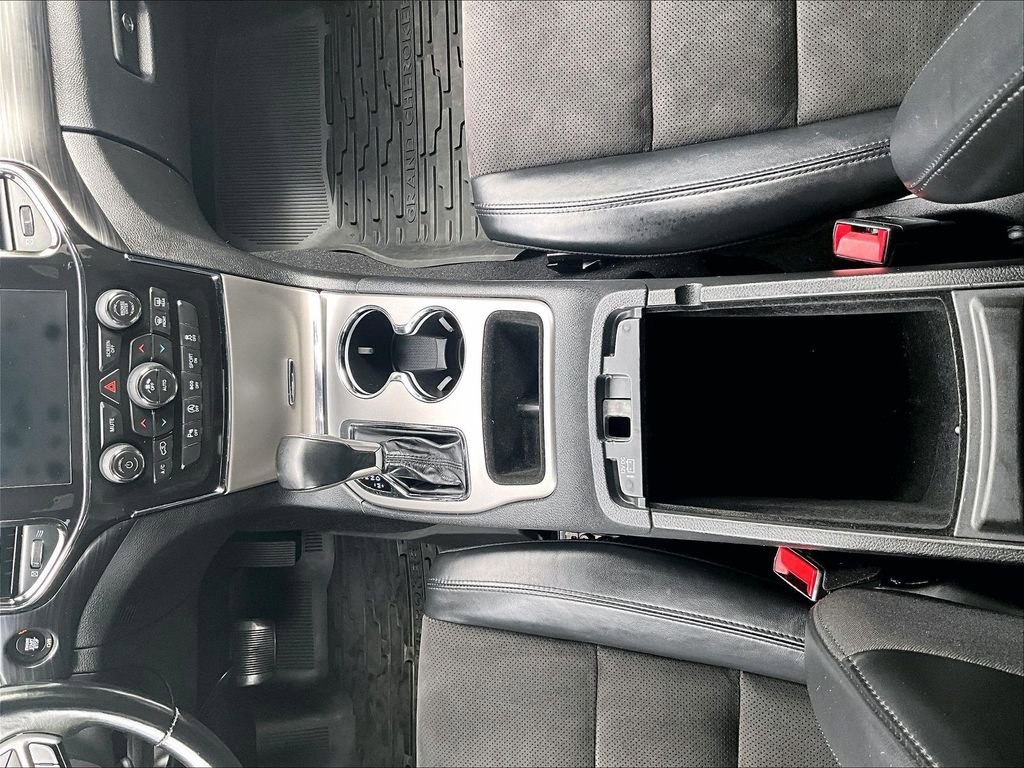 Used 2021 Jeep Grand Cherokee Laredo X AWD/4WD image 27