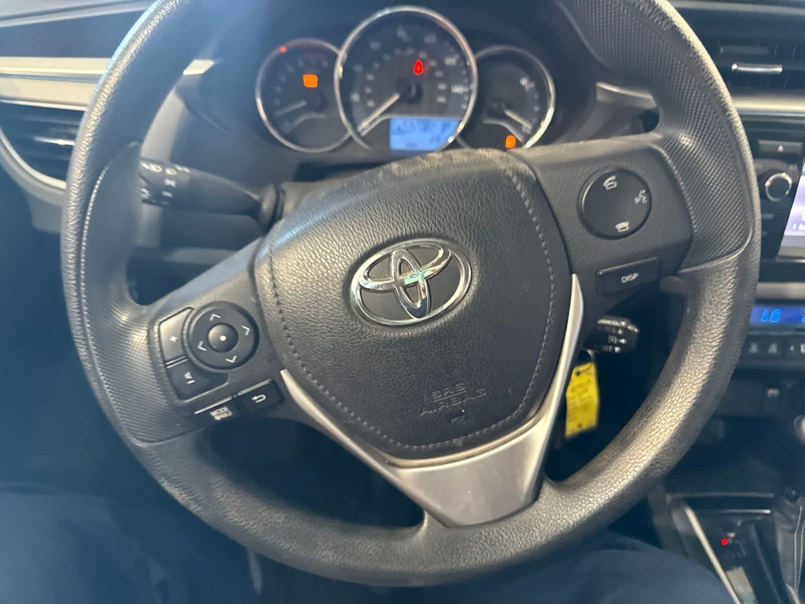 Used 2016 Toyota Corolla LE FWD image 23