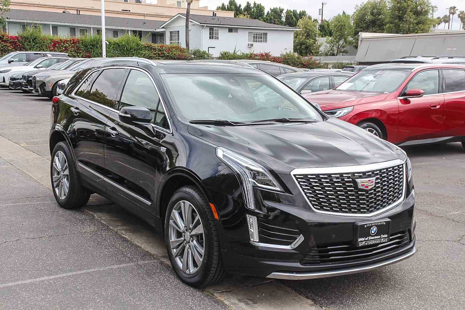 Used 2024 Cadillac XT5 Premium Luxury FWD image 3
