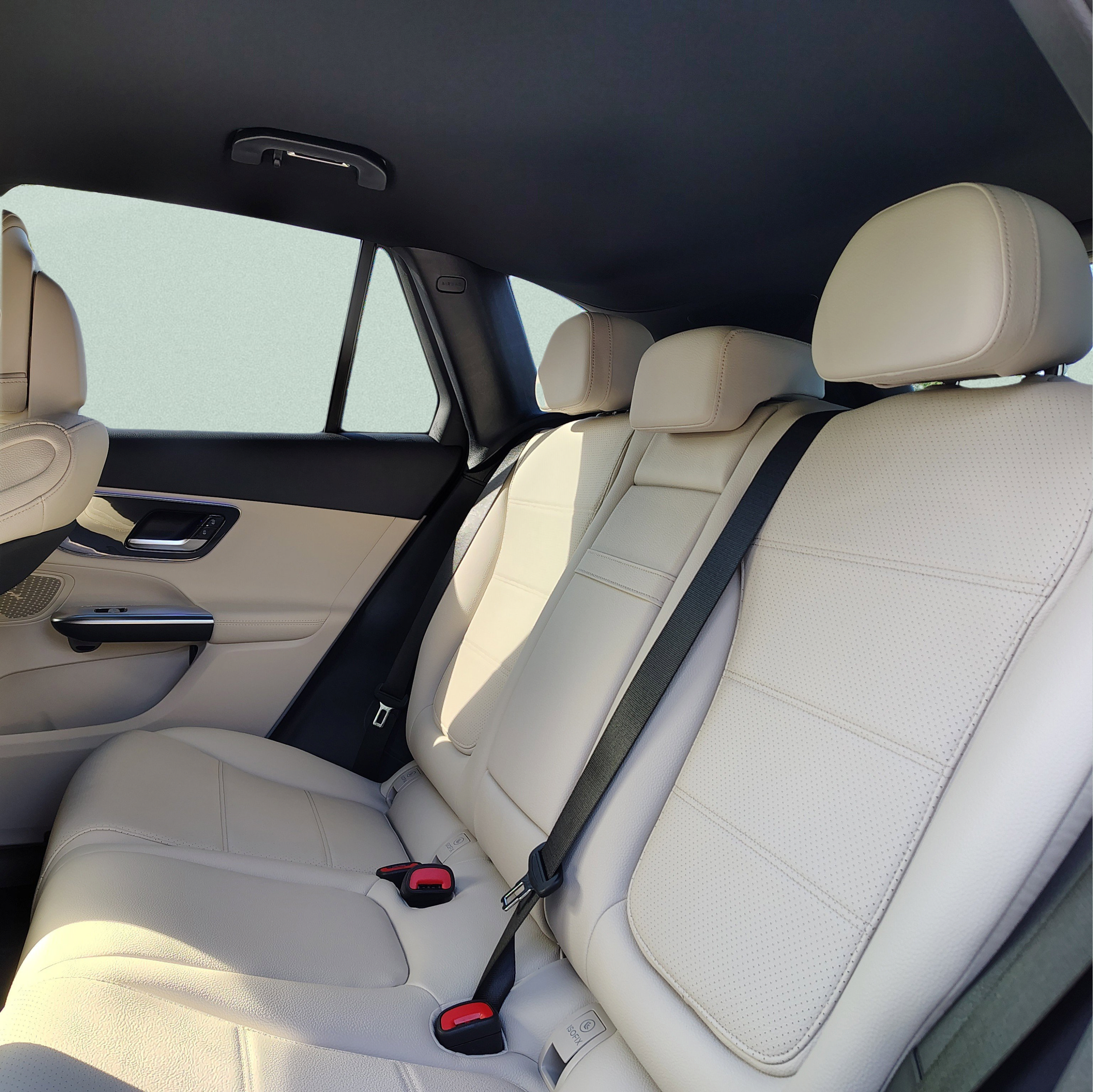 Certified 2026 Mercedes-Benz GLC 300 image 5