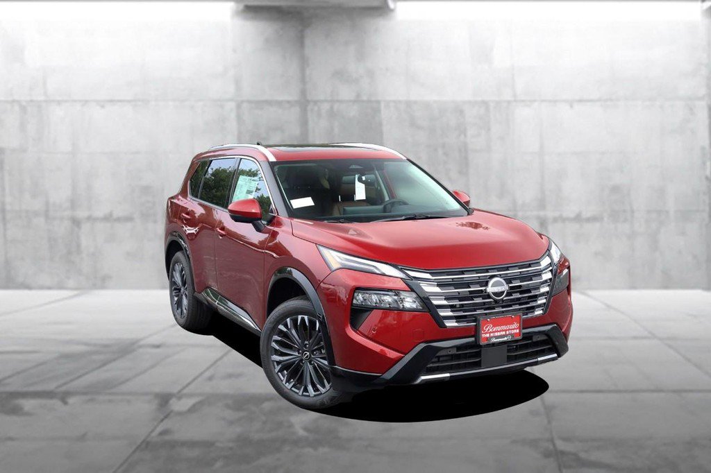 New 2026 Nissan Rogue Platinum AWD/4WD image 2