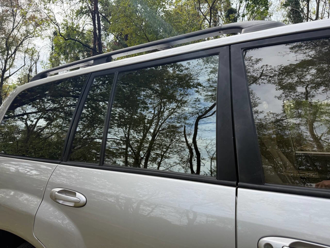 Used 2000 Toyota Land Cruiser image 25