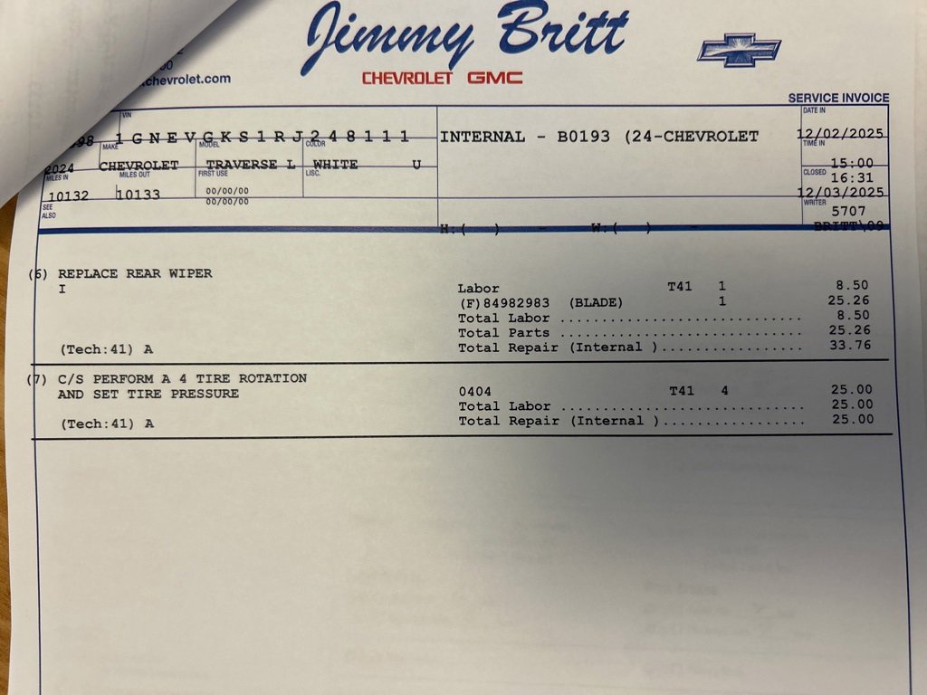 Used 2024 Chevrolet Traverse LT image 26