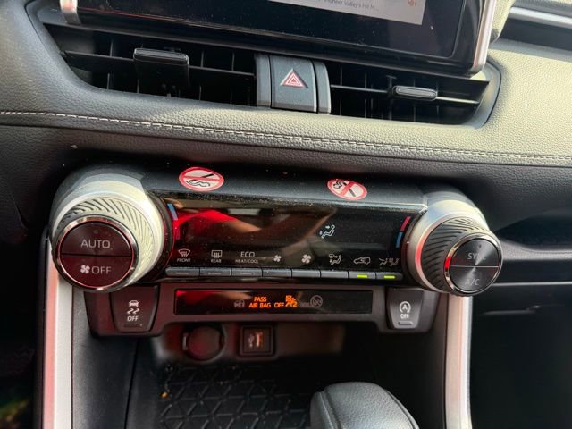 Used 2025 Toyota RAV4 XLE image 16