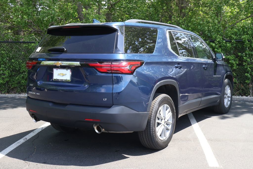 Used 2023 Chevrolet Traverse LT AWD/4WD image 9