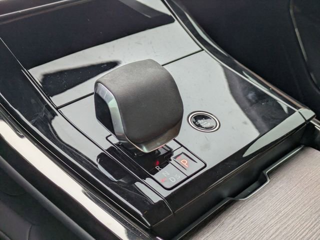 Used 2024 Land Rover Range Rover Sport SE image 9