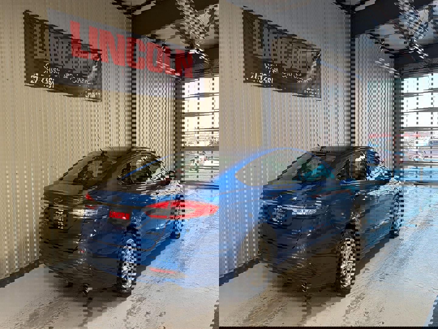 Used 2018 Ford Fusion S image 6