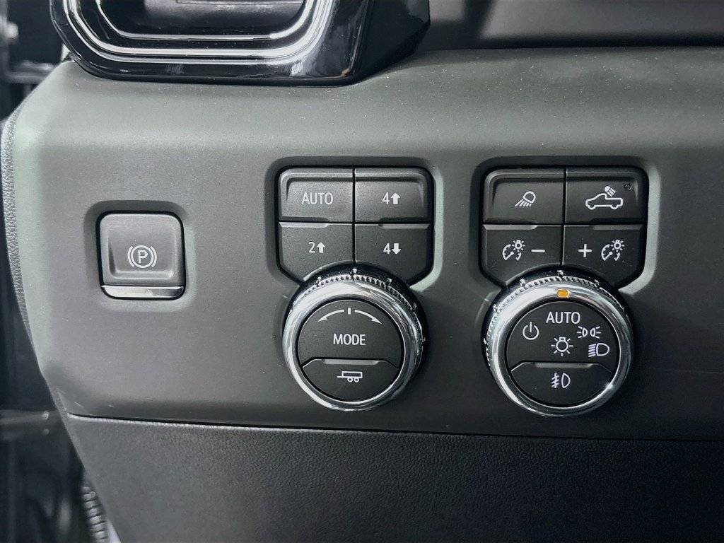 New 2026 GMC Sierra 3500 AT4 w/ AT4 Premium Plus Package AWD/4WD image 10