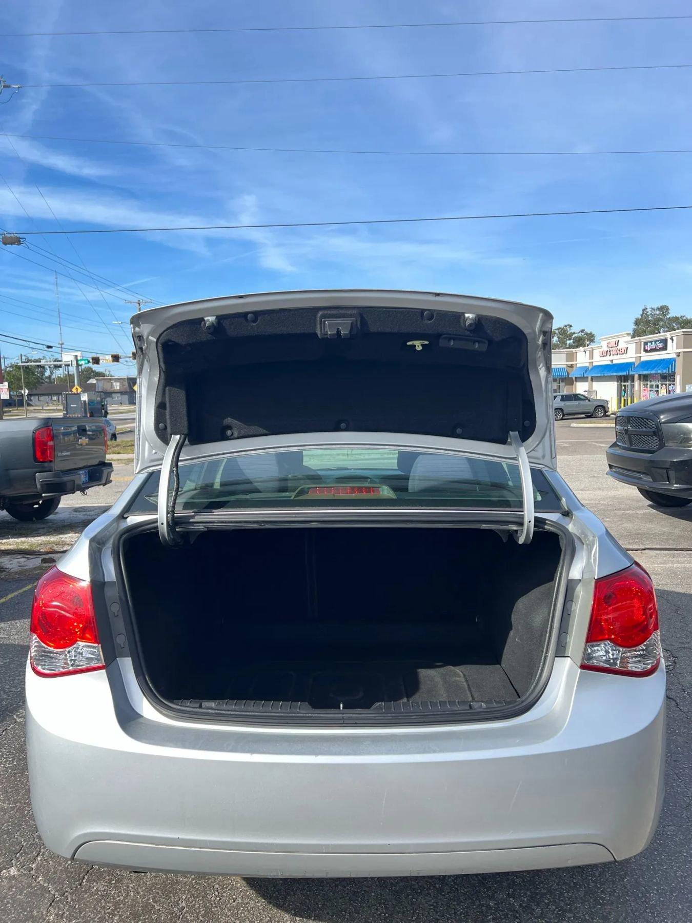 Used 2014 Chevrolet Cruze LT image 19