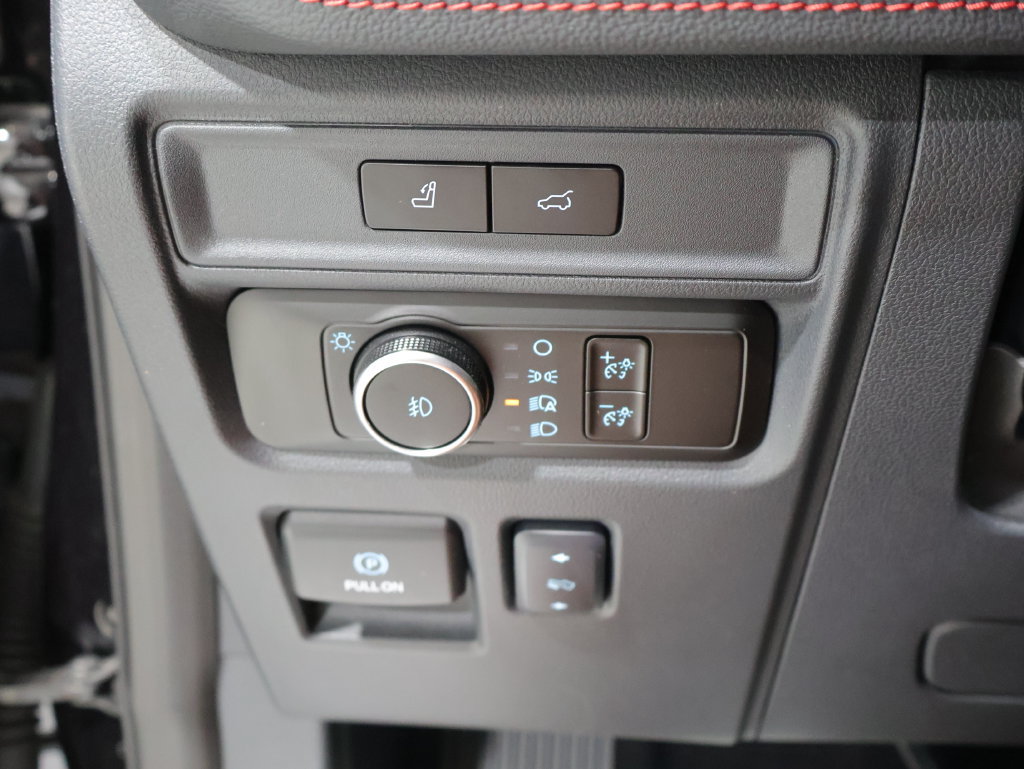 Used 2024 Ford Expedition Max Limited AWD/4WD image 33