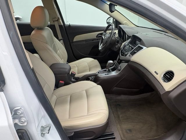Used 2012 Chevrolet Cruze LT FWD image 33