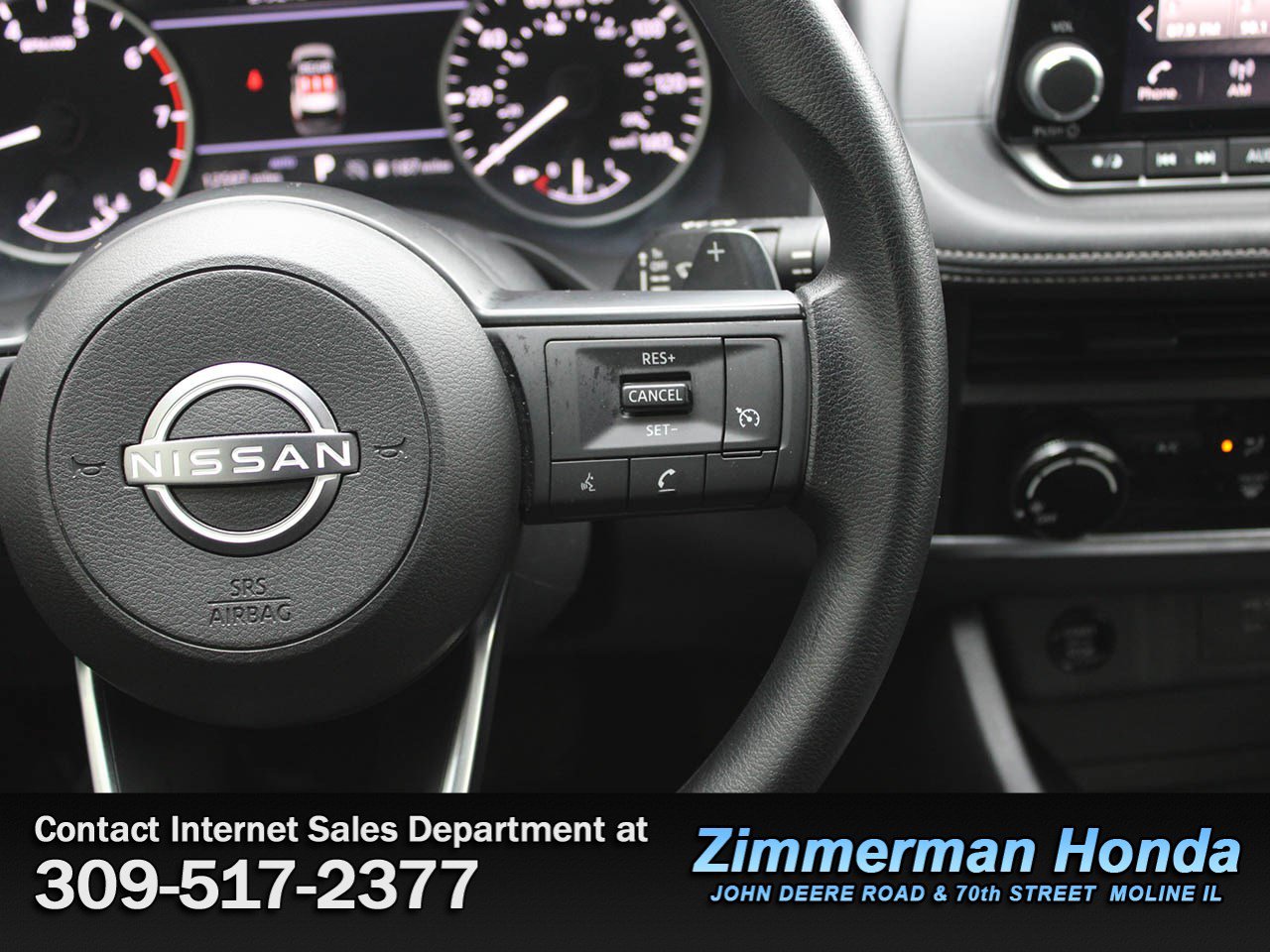 Used 2024 Nissan Rogue S image 12