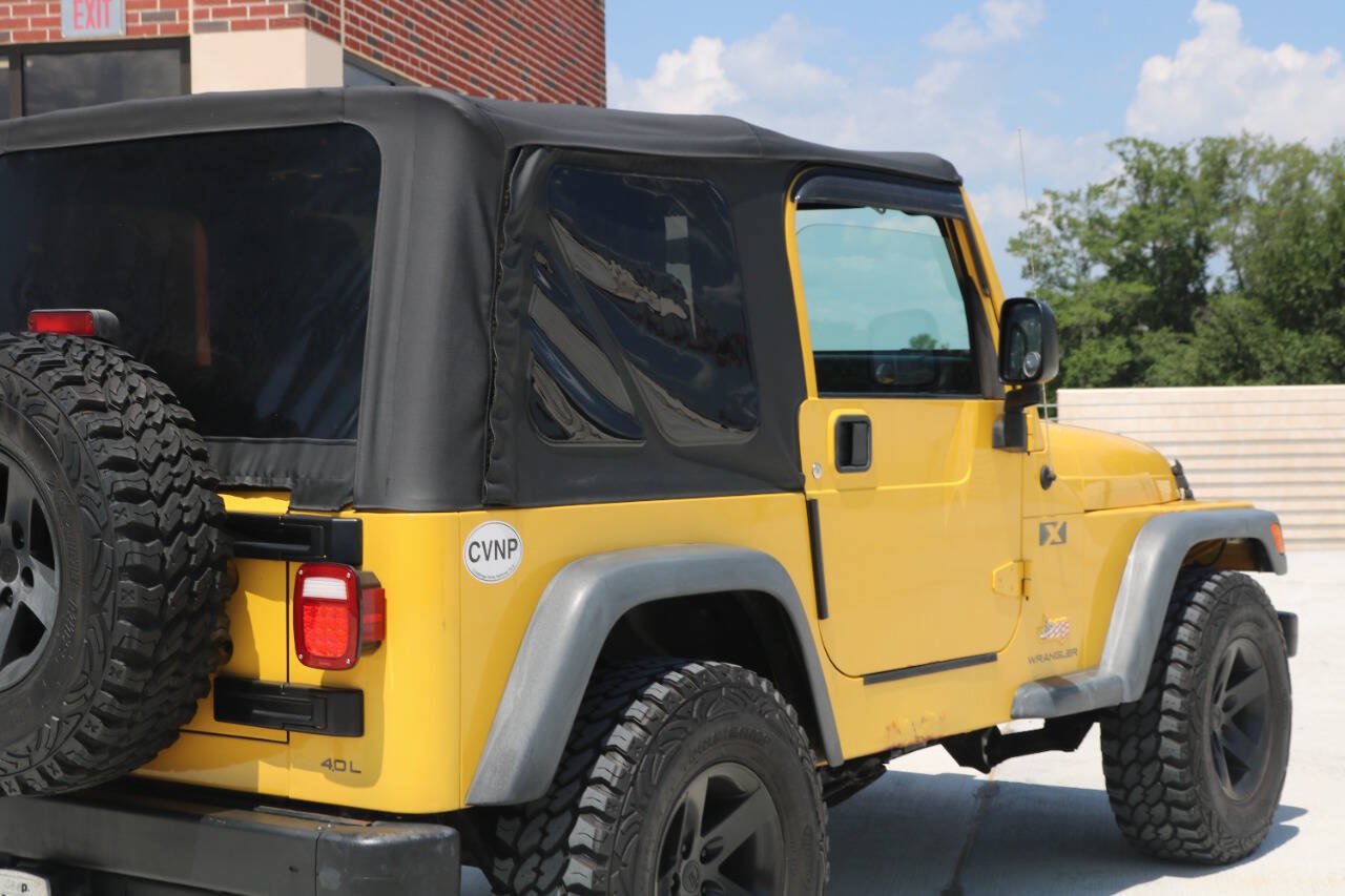 Used 2004 Jeep Wrangler X w/ Convenience Group AWD/4WD image 75