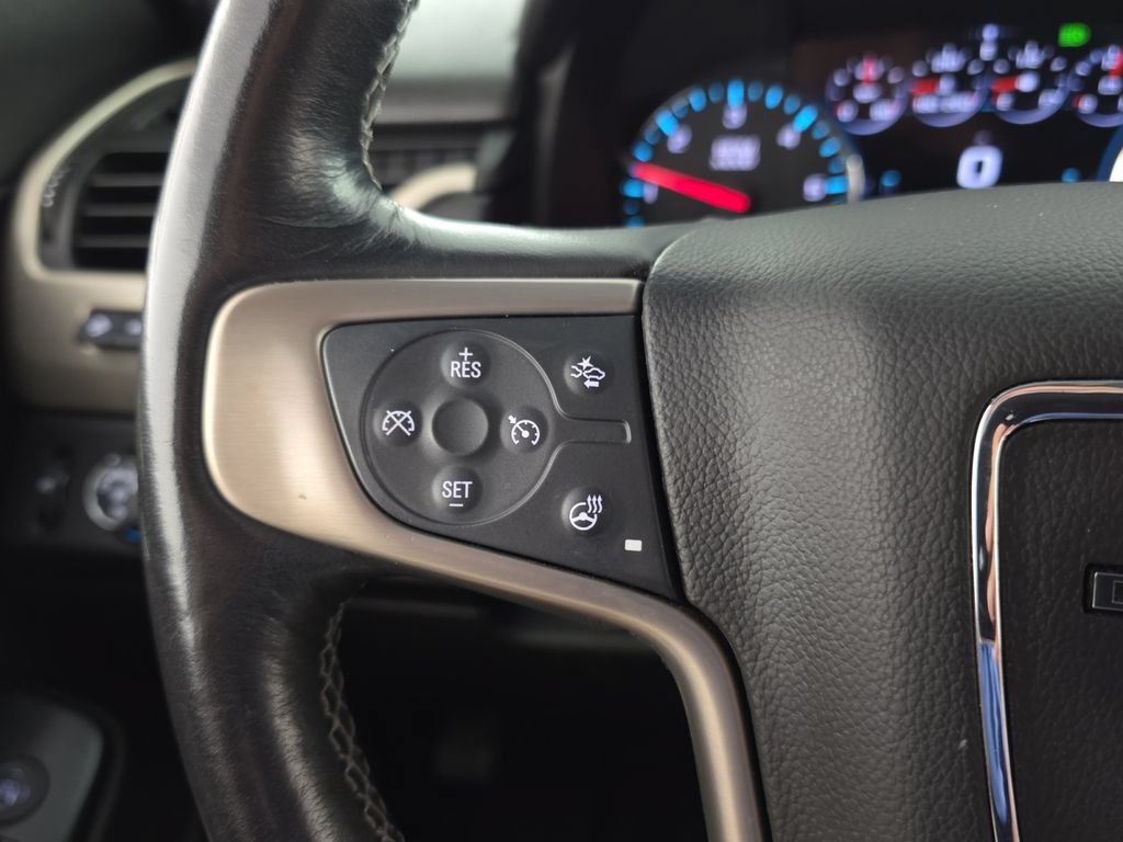 Used 2018 GMC Yukon XL Denali w/ Denali Ultimate Package AWD/4WD image 16