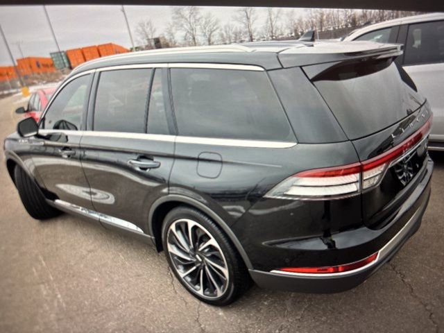 Used 2024 Lincoln Aviator Reserve w/ Equipment Group 201A image 18